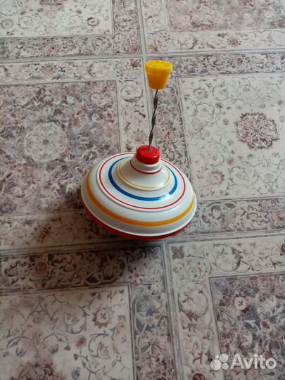 Игрушка юла