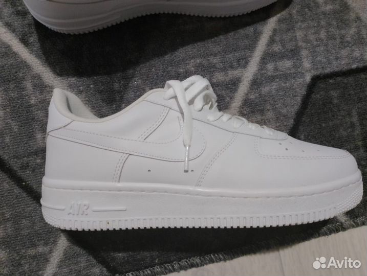 Кроссовки nike