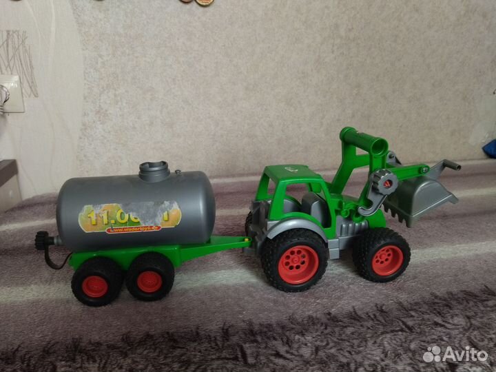 Детский трактор