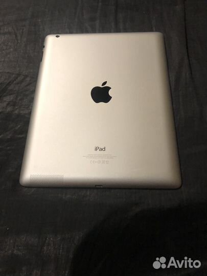 iPad 4 32gb, wi-fi (+++130 игр, установлено)