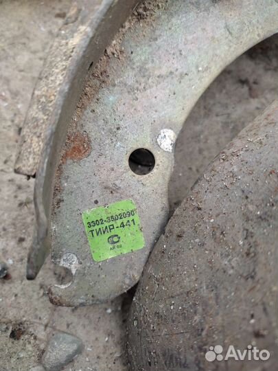 Колодки на газель