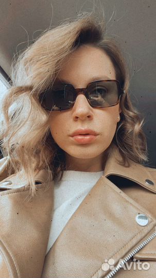 Солнцезащитные очки saint laurent