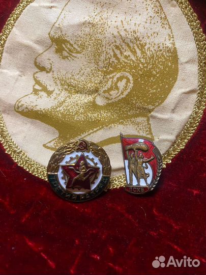 Тяжелые значки СССР