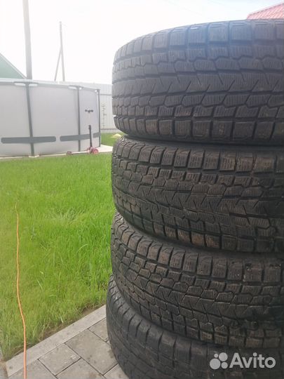 Yokohama Ice Guard G075 235/60 R18