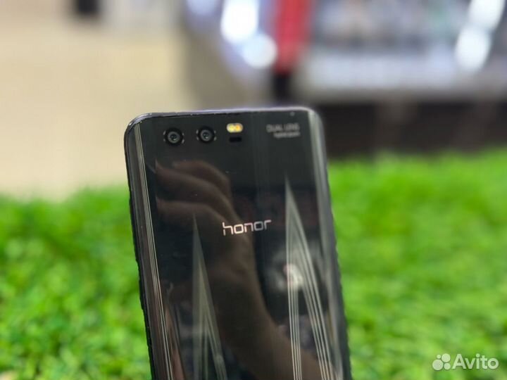 HONOR 9, 4/64 ГБ