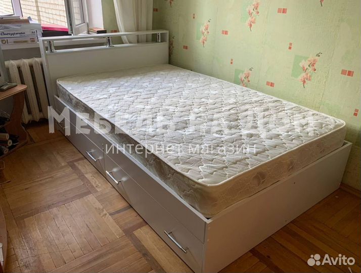 Кровать полуторка