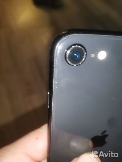 Телефон iPhone se 2020
