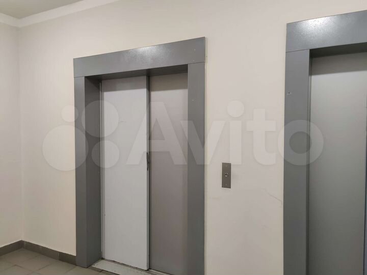 2-к. квартира, 79,8 м², 6/17 эт.