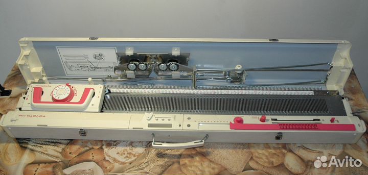 Вязальная машина toyota KS 858