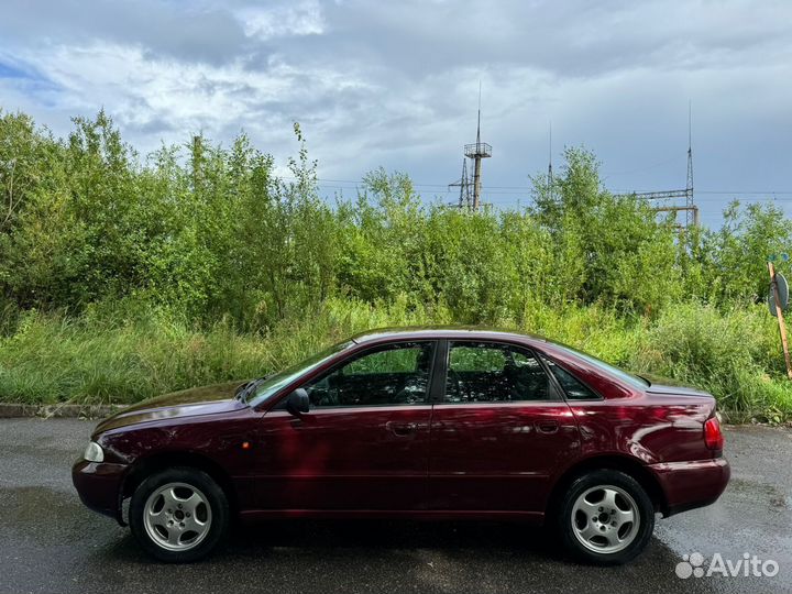 Audi A4 2.8 МТ, 1996, 230 000 км