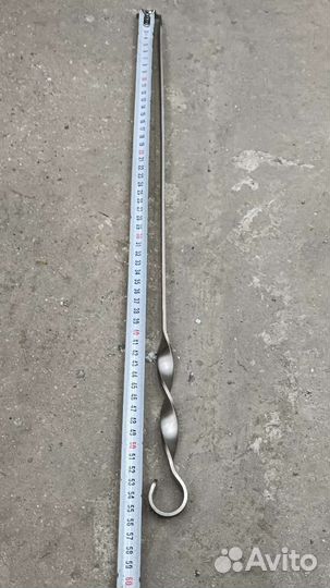 Крепление для полок