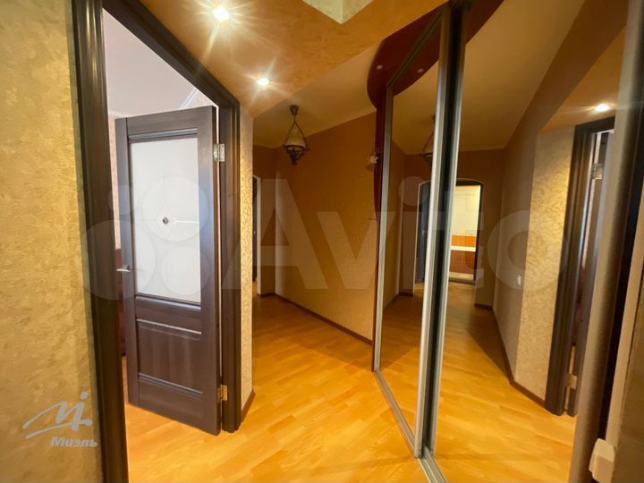 3-к. квартира, 70 м², 4/10 эт.