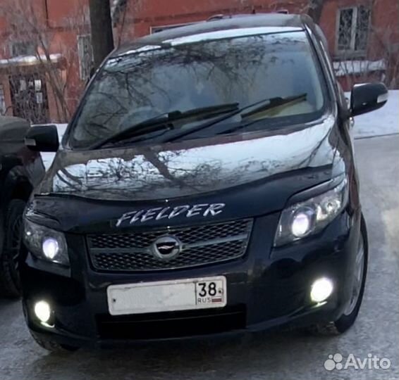 Реснички на фары Toyota Fielder 140
