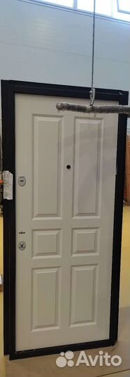 Дверь входная с установкой