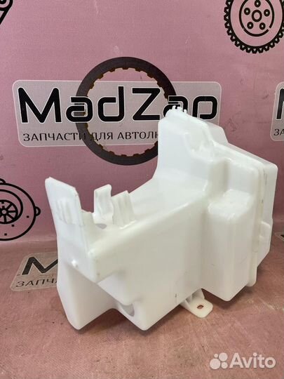 Бачок омывателя Kia Rio 2017-2020