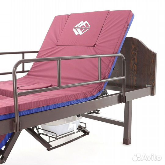 Медицинская кровать для ухода за больными