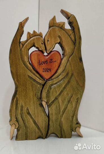 Символ года 2024. Деревянный зелёный дракон