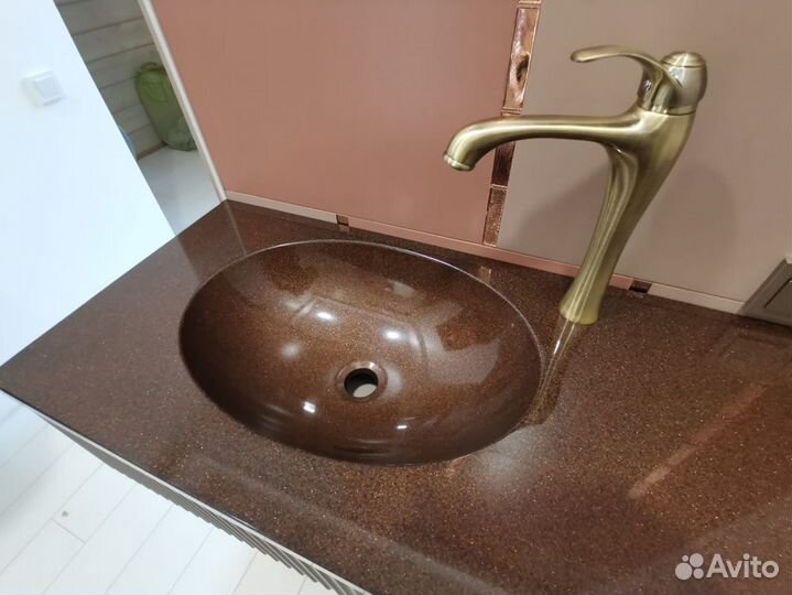 Столешница в ванную комнату