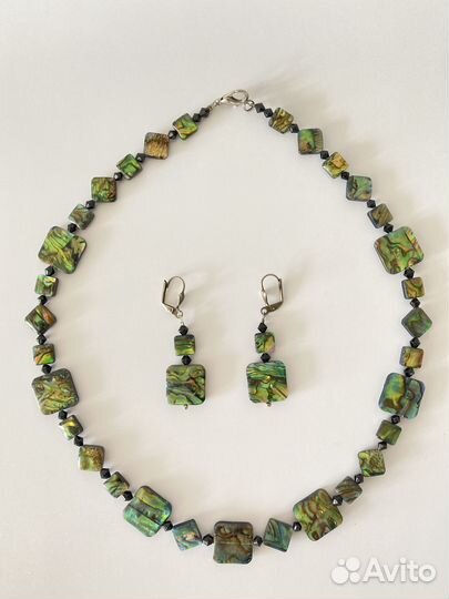 Гарнитур бусы и серьги Перламутр