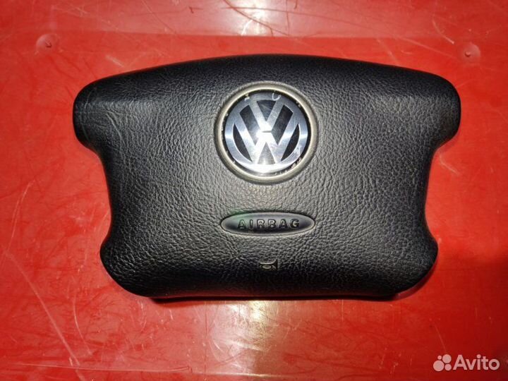 Airbag в руль Volkswagen Golf 4 хетчбек 1.4 2002