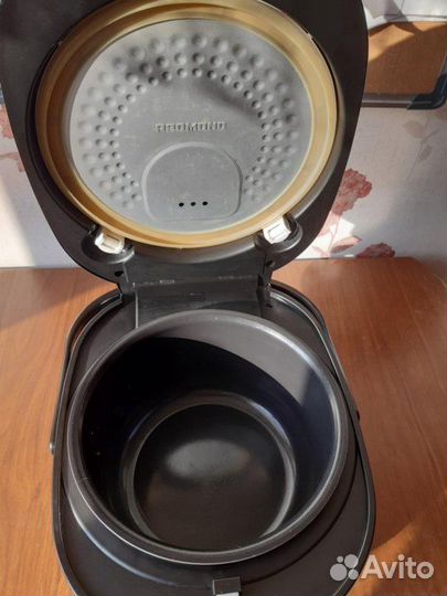 Мультиварка Redmond RMC-250