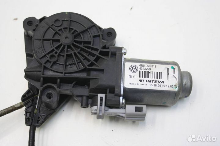 Стеклоподъемник электрический задний правый