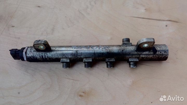 Рампа топливная Z19DTH на Опель Астра Н Зафира Б