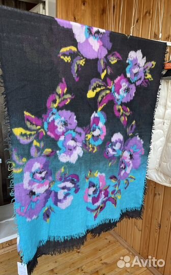 Шарфы платки палантины