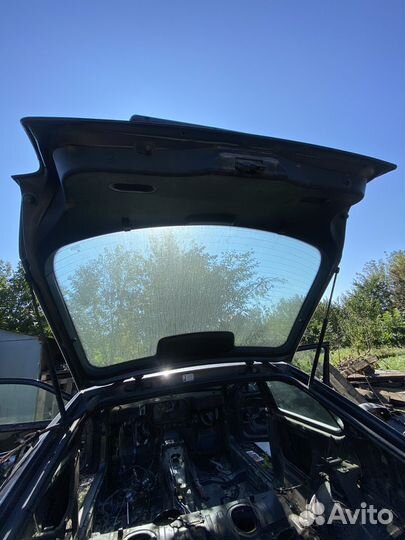 Стекло багажника bnw e36 компакт