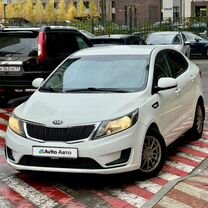 Kia Rio 1.4 AT, 2014, 141 000 км, с пробегом, цена 830 000 руб.