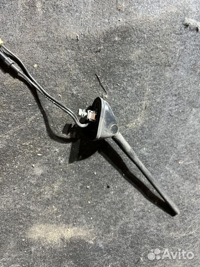 Антенна на крышу Mitsubishi Lancer X