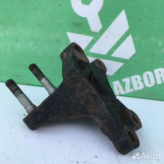 Кронштейн двигателя правый Киа Cид 07-12