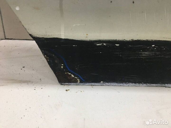 Дверь задняя правая