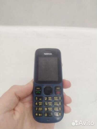 Nokia 100