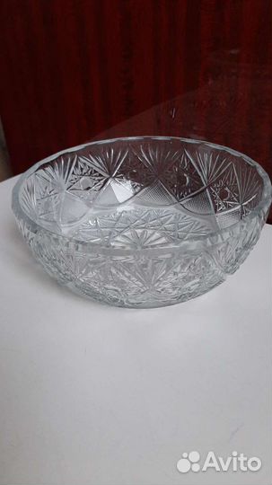 Салатники и ладья хрустальные