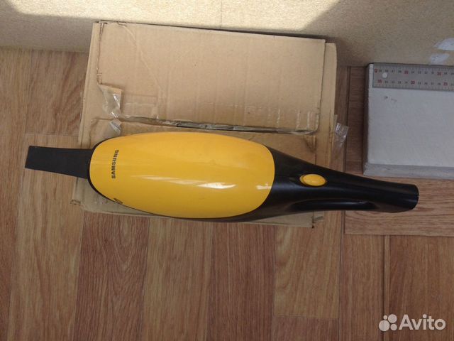 Автомобильный пылесос Samsung VCH136