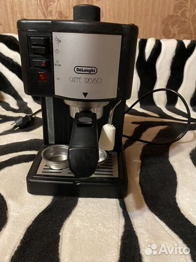 Кофеварка рожковая delonghi