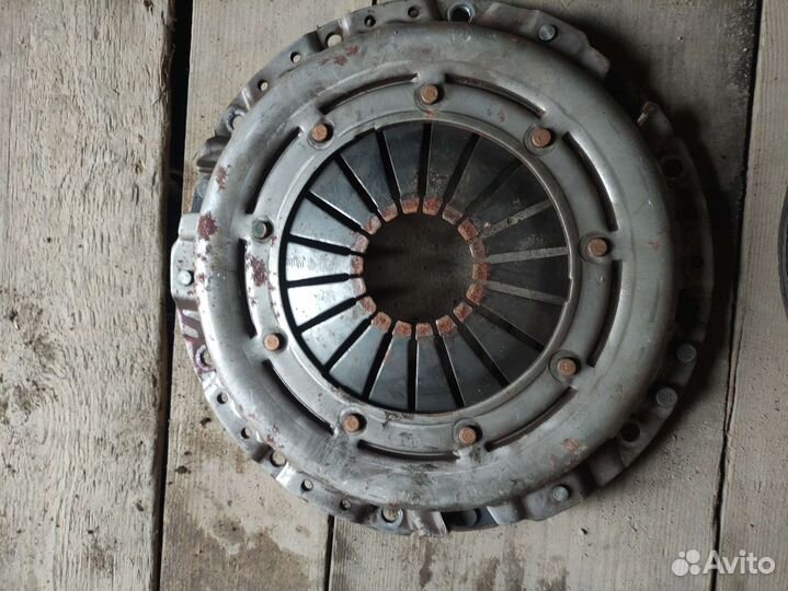 Диск сцепления с корзиной