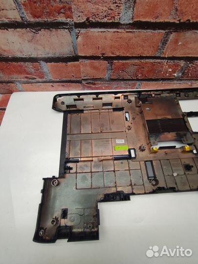 Поддон для Samsung NP270E5E (BA75-04420A)