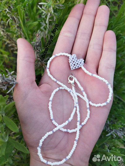 Украшения из бисера