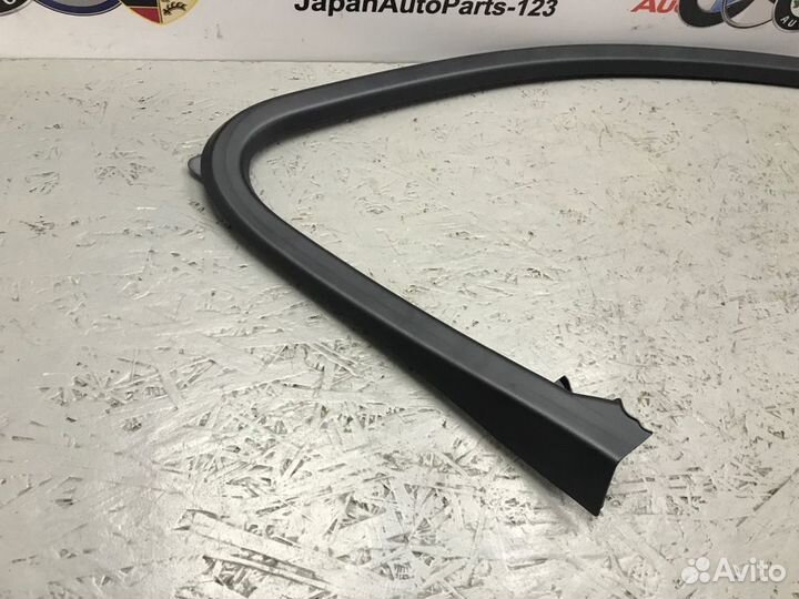 Накладка двери передняя левая Audi A6 С7 cgwb 2011