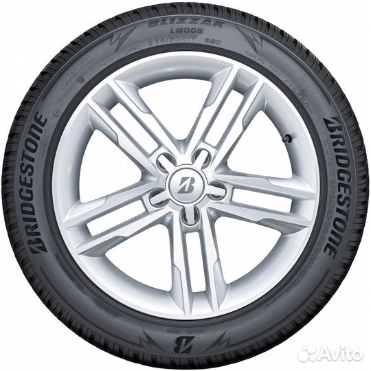 Bridgestone Blizzak LM-005 255/35 R21 98W