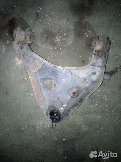 Рычаг подвески передний левый Ford Explorer 2