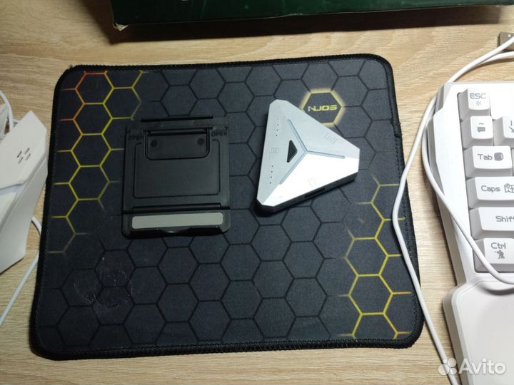 Игровая клавиатура и мышь для телефона