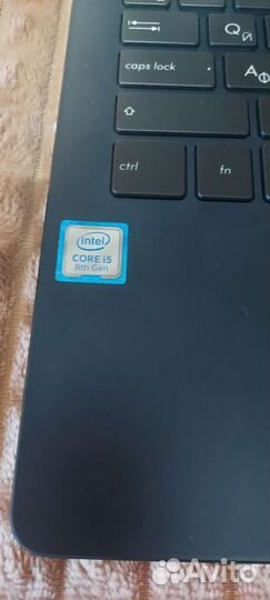 Asus zenbook core i5 8th gen UX331U