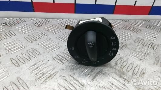 Переключатель света audi Q7 (UAD01WU01)