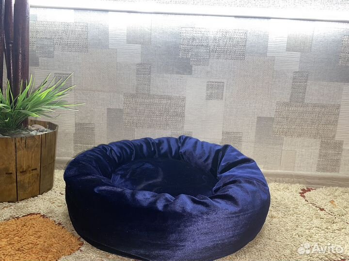 Лежанка для собак и кошек