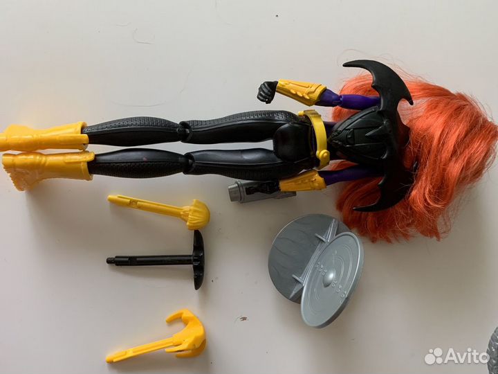 Девушка бэтмен кукла