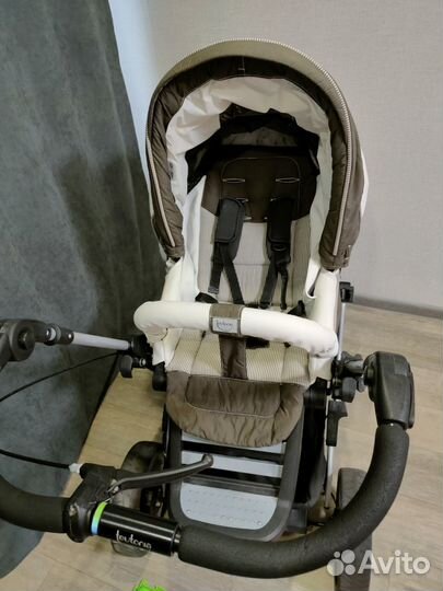 Продам коляску-трансформер