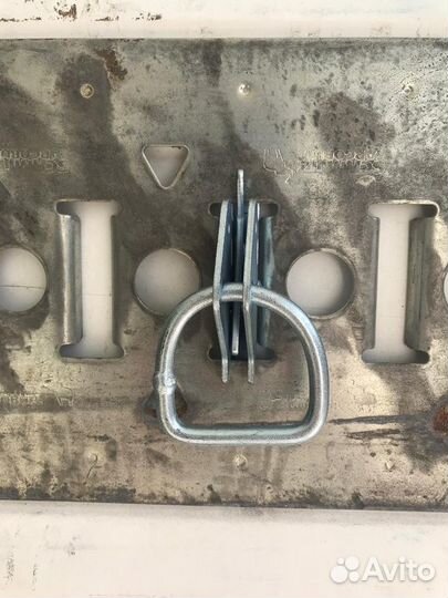 Крепёж для такелажной рейки полукруг на 2000кг